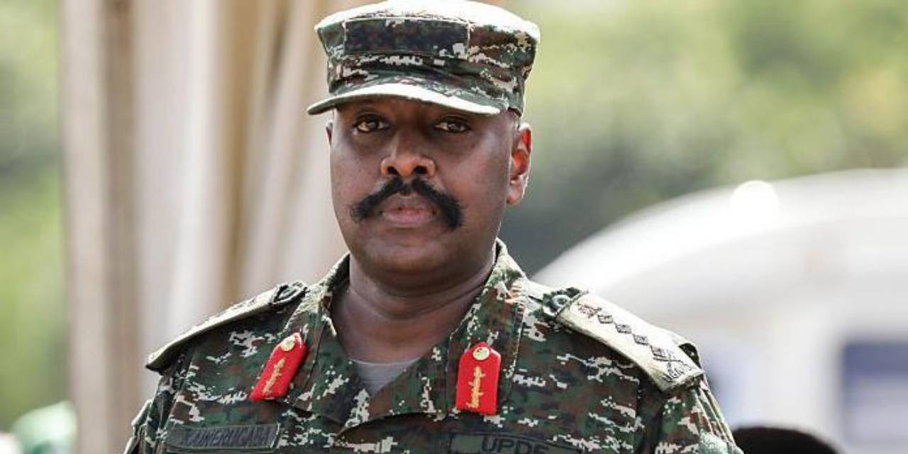 Uganda Başkomutanı yine Türkiye'yi tehdit etti! "Ya teslim edin ya sonuçlarına katlanın”