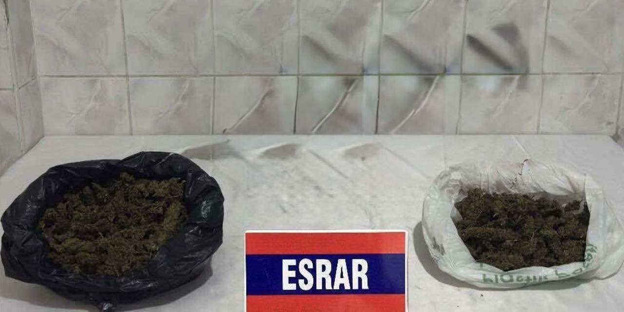 Şüphe üzerine durdurulan otomobilden uyuşturucu çıktı: 3 kişi gözaltında