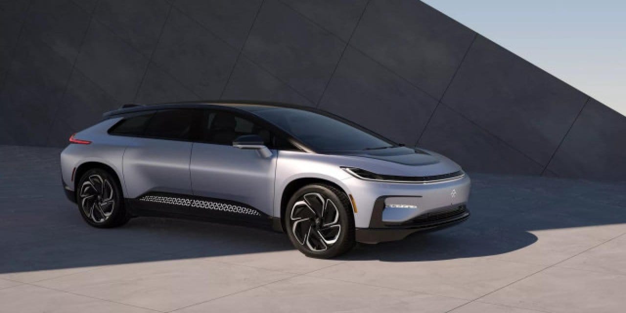 Bir zamanlar Tesla'nın rakibiydi dev şirket çöküşün eşiğinde: Ayda sadece 2 araç satıldı!