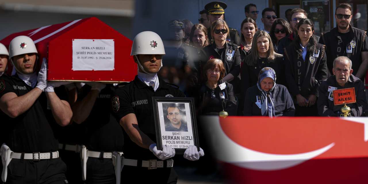 Şehit polis memuru için İzmir’de tören düzenlendi! Naaşı memleketine uğurlandı