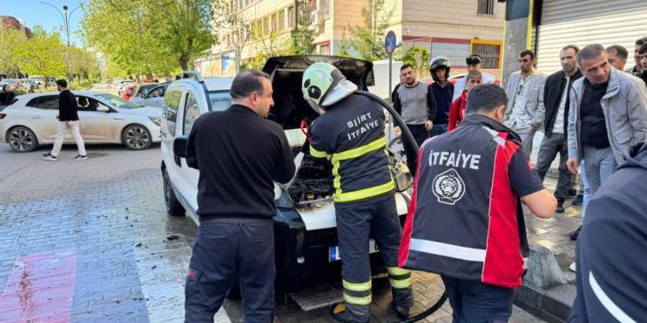 Park halindeki araçta yangın çıktı: Dumanlar her yeri sardı