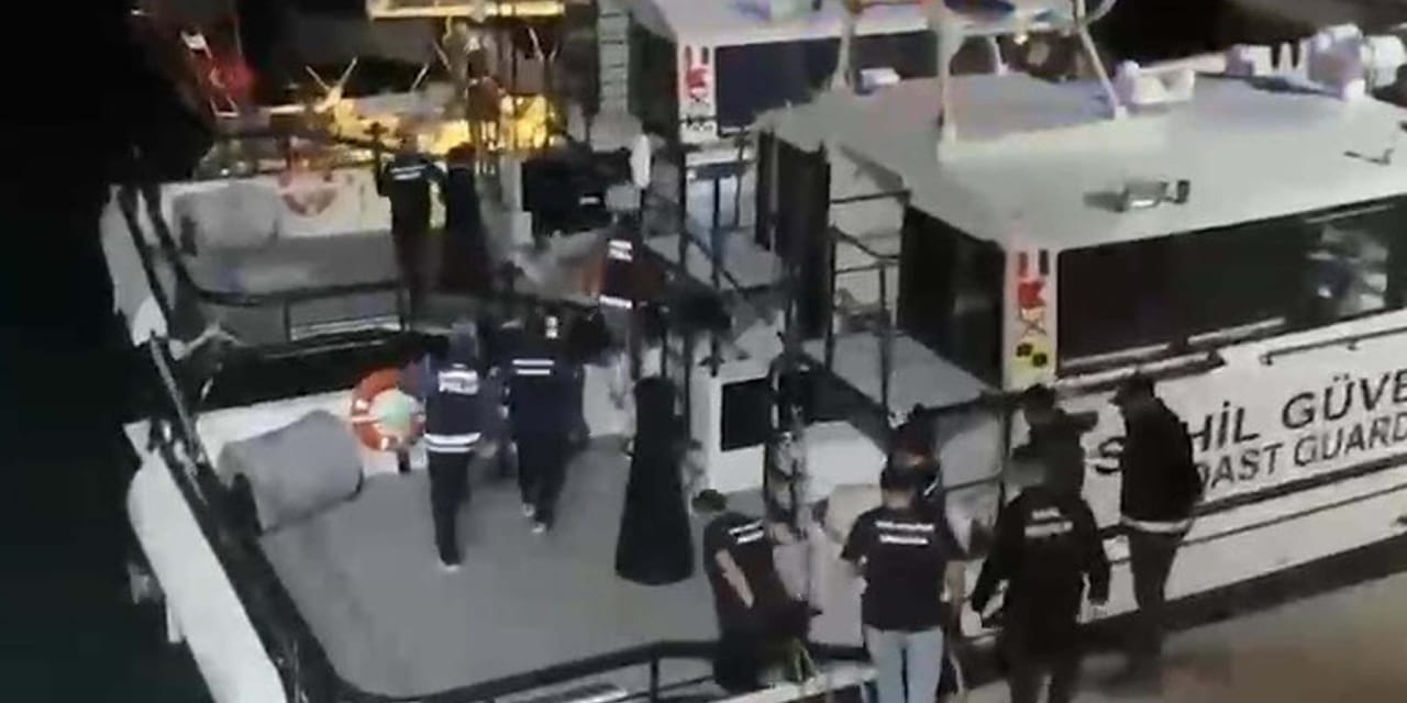 Ayvalık'ta tekneye uyuşturucu baskını: 5 kişi cezaevine gönderildi