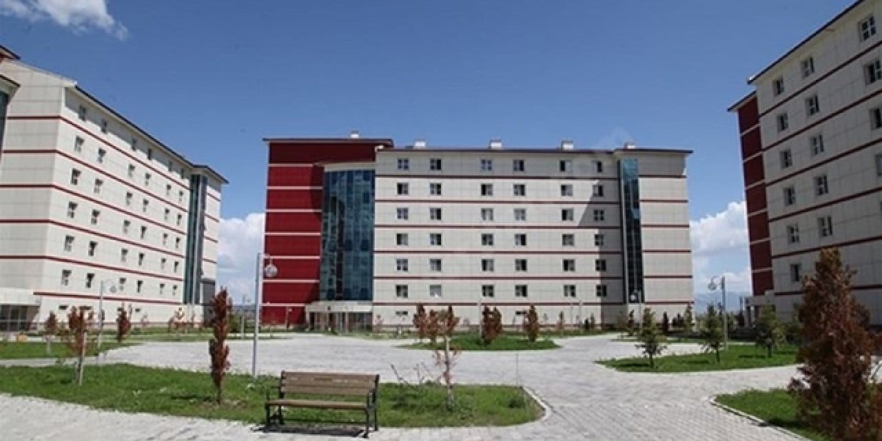 Öğrencilerin şakalaşması kötü bitti: Ağrı'da KYK yurdu tahliye edildi