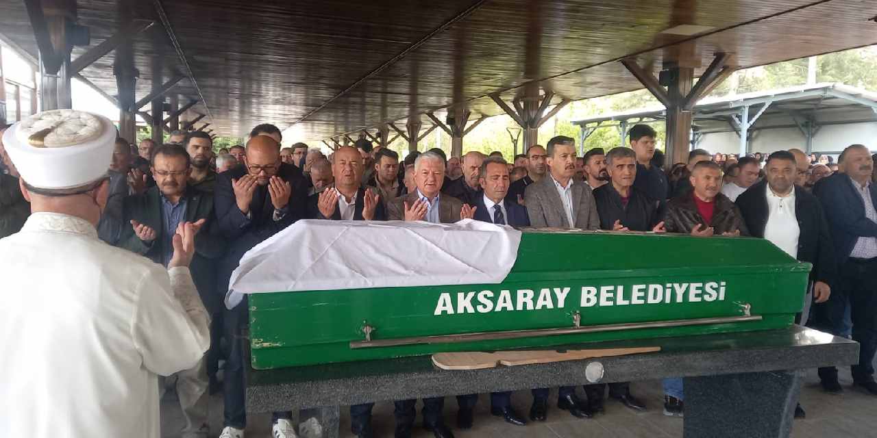 Yemek yaparken elbisesi tutuşan 91 yaşındaki kadın öldü