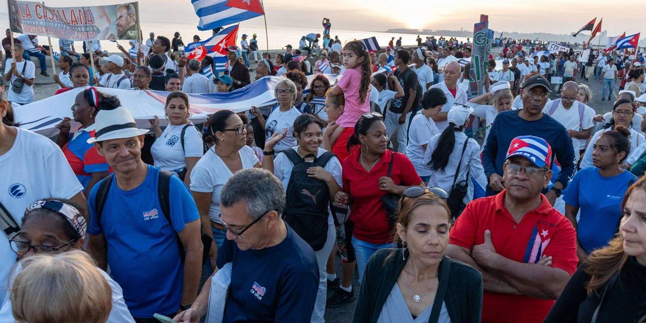 “Hedef Küba” demişti! Trump'tan Havana'ya 'finansal abluka' hamlesi geldi