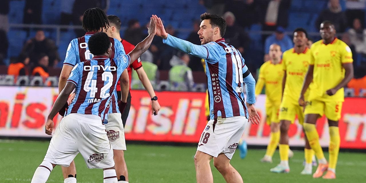 Trabzonspor 10 kişi kaldığı maçta direndi: Uzatmalarda beraberliği buldu