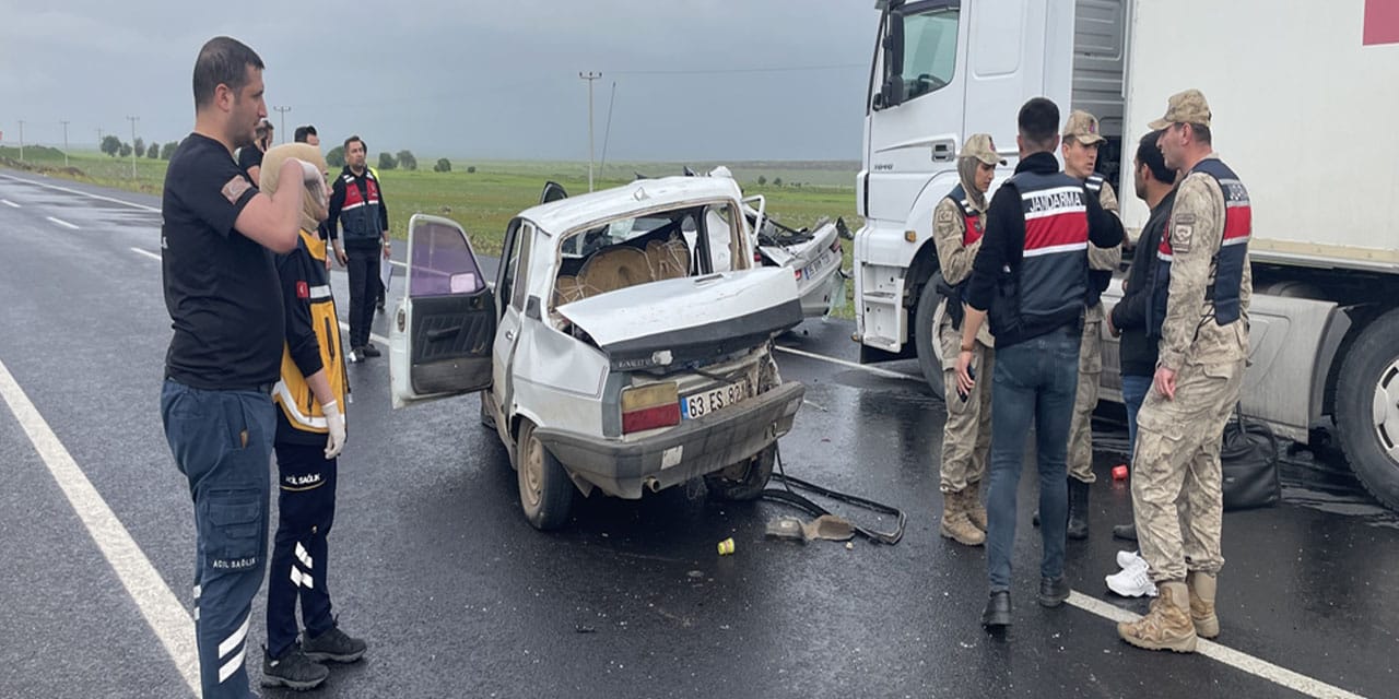 Şanlıurfa’da araçlar birbirine girdi: 2 ölü!