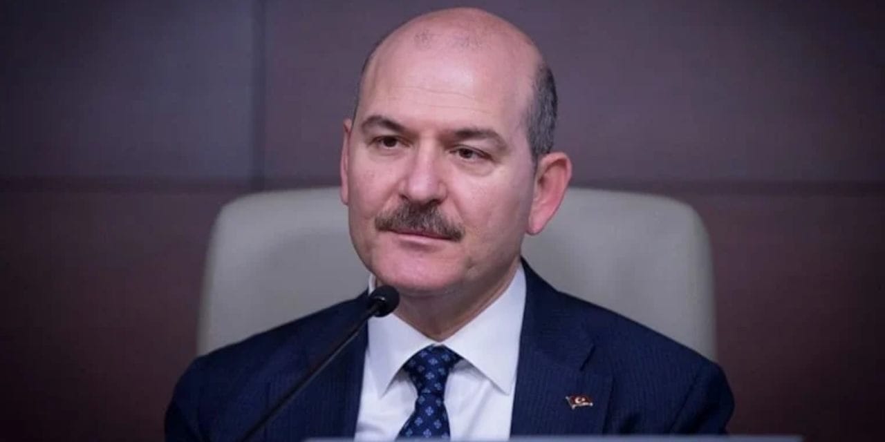 Süleyman Soylu aylık 450 bin lirayı haftada 1 gün meclise giderek kazanıyor