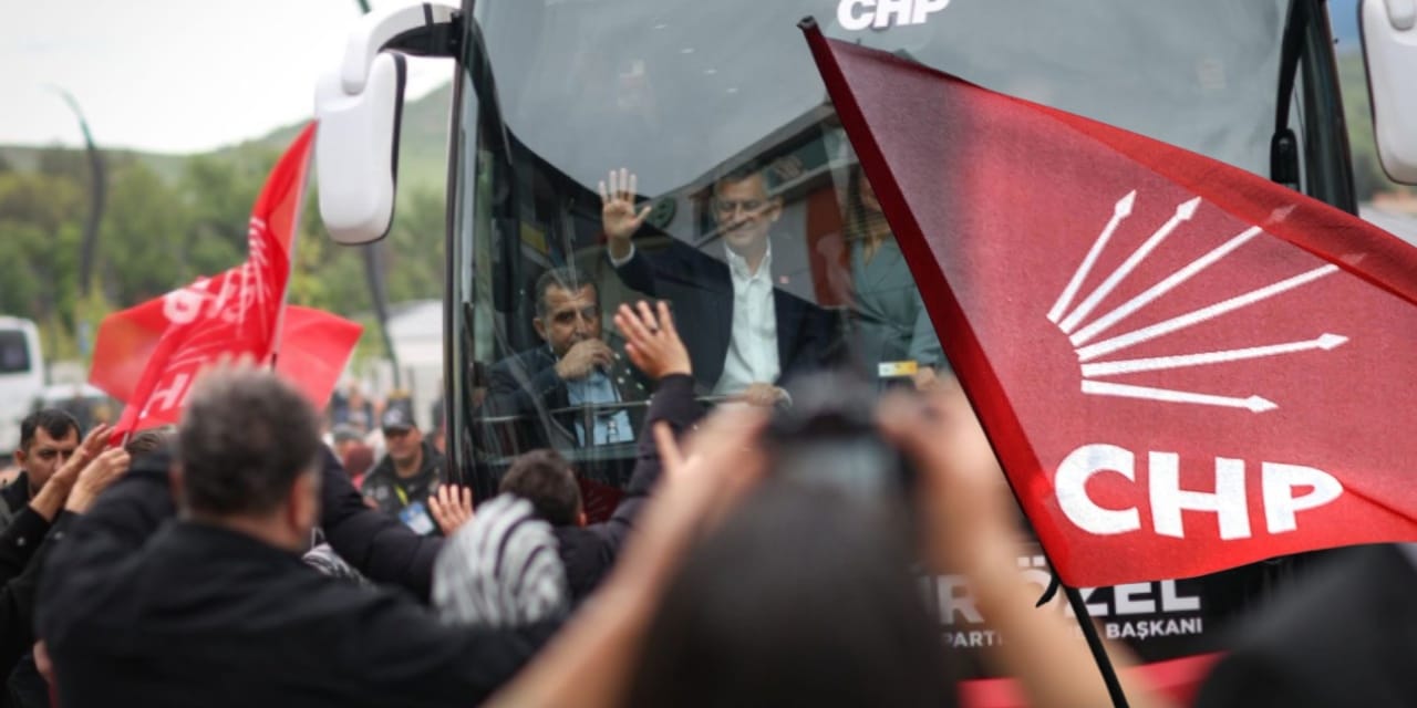 CHP Ankara'da sahaya iniyor: 25 ilçede 25 ekip