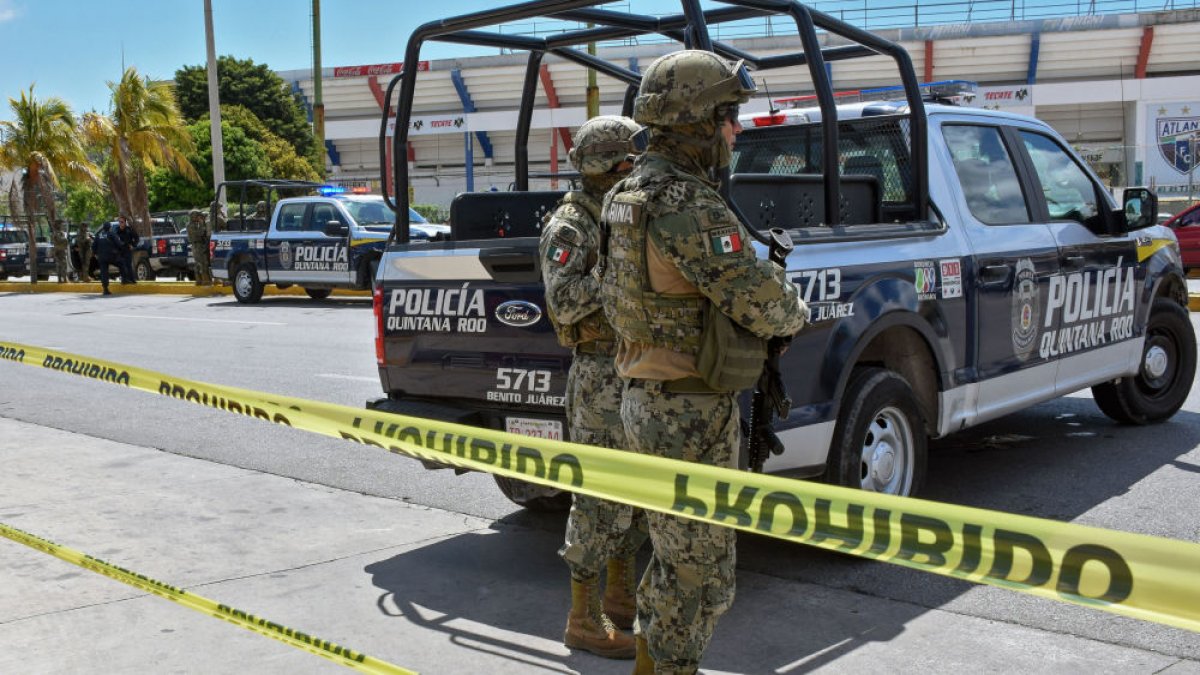 Meksika'da silahlı saldırı: 14 polis hayatını kaybetti