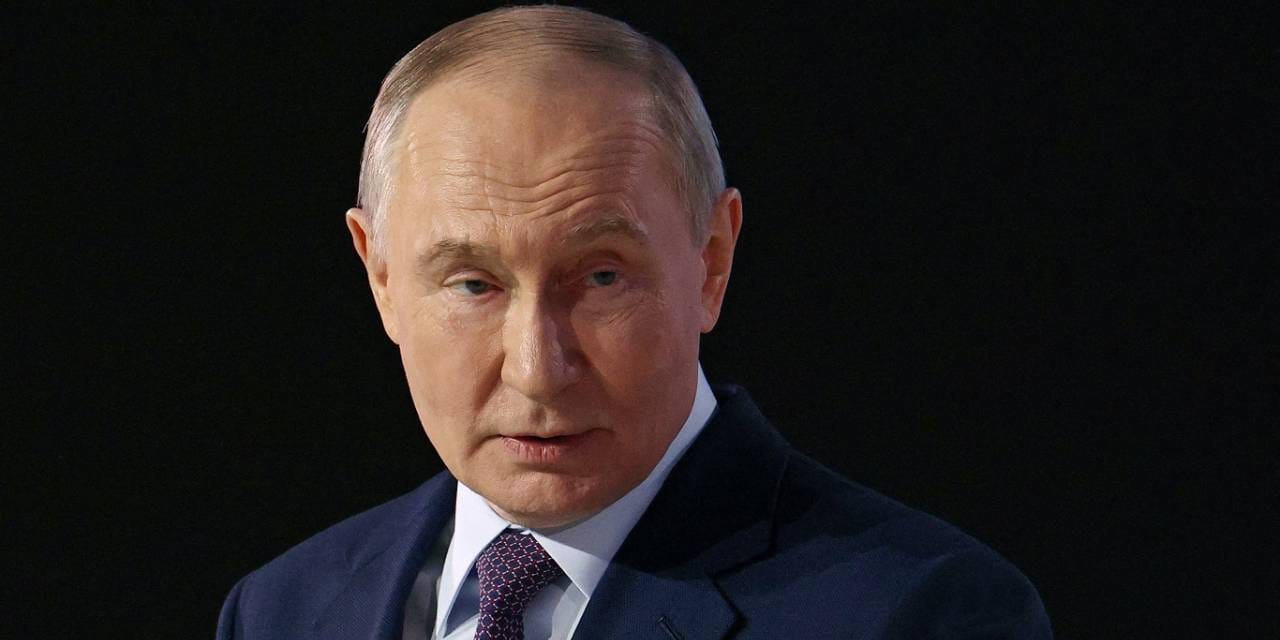 Putin hakkında "paranoya" iddiası! Kendini saraya kilitledi