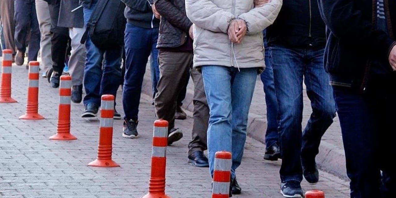 Hatay'da dronlar tespit etti: 37 düzensiz göçmen yakalandı!