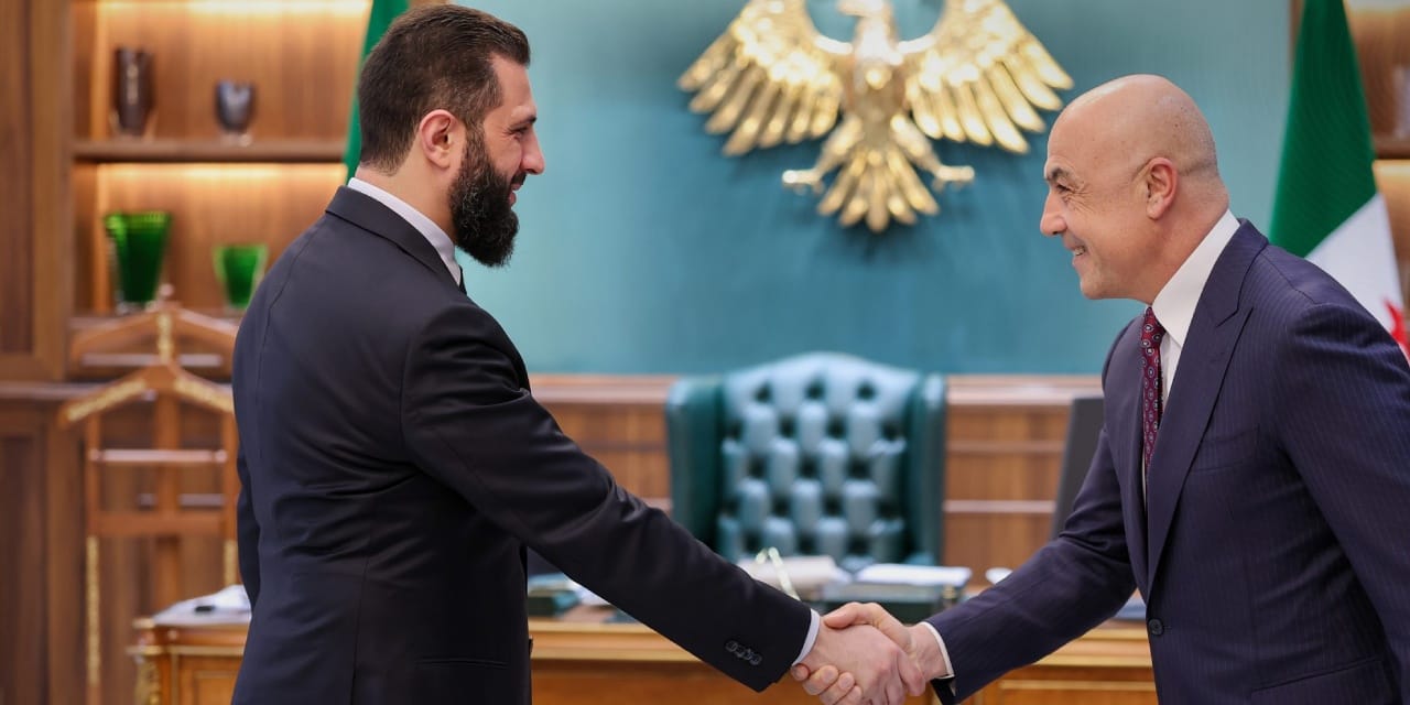 Şara Fettah Tamince ile bir araya geldi
