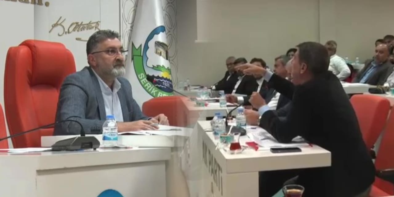 Serik’te meclis krizi: CHP’li üyeler oturumu terk etti
