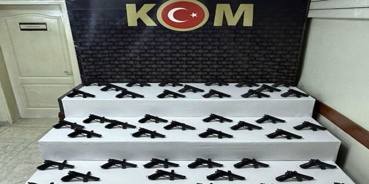 Sakarya'da 'silah kaçakçılığı' operasyonu: 2 kişi tutuklandı