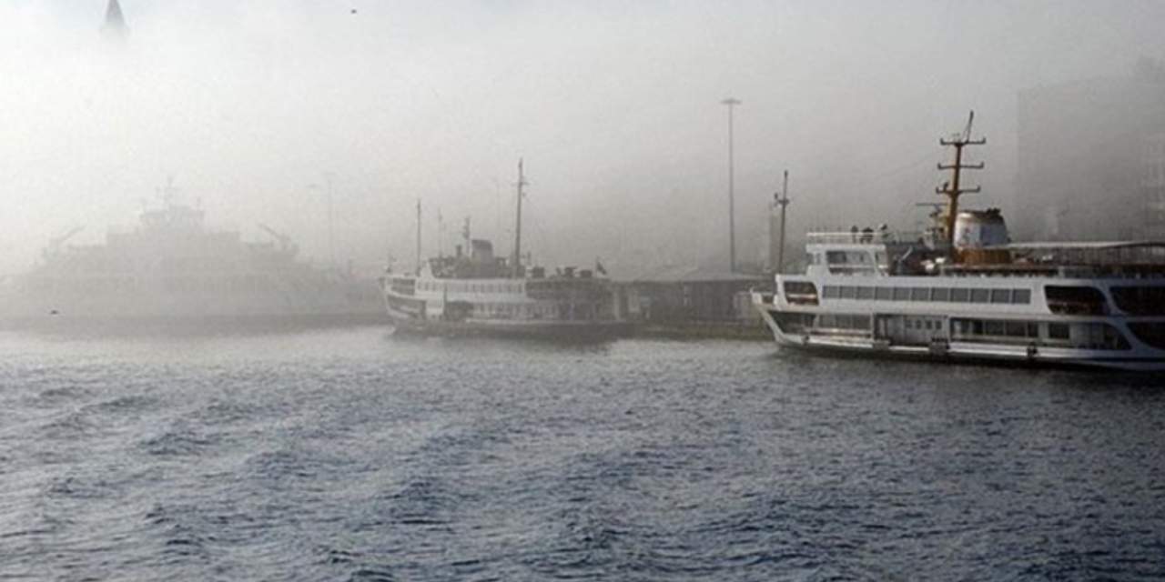 İstanbul'da sis nedeniyle bazı vapur seferleri iptal edildi
