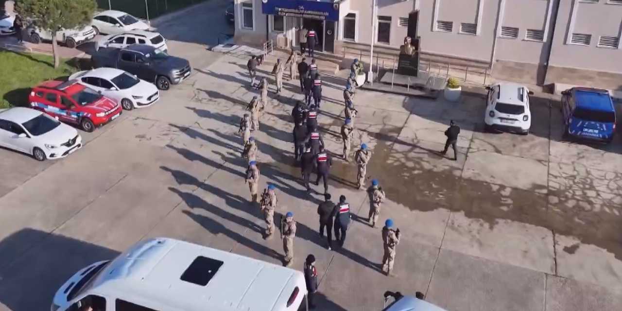 30 ilde narkotik operasyonu! 122 kişi tutuklandı: Yüzlerce kilo uyuşturucu ele geçirildi!