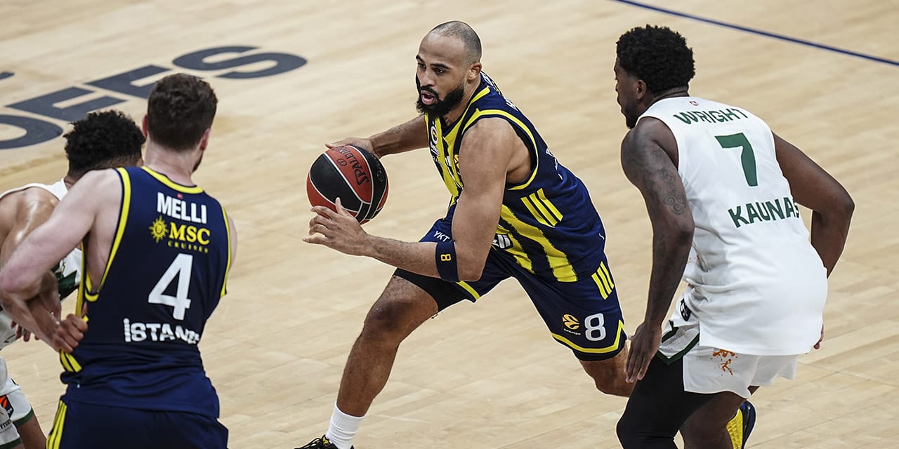 Fenerbahçe deplasmanda istediğini alamadı
