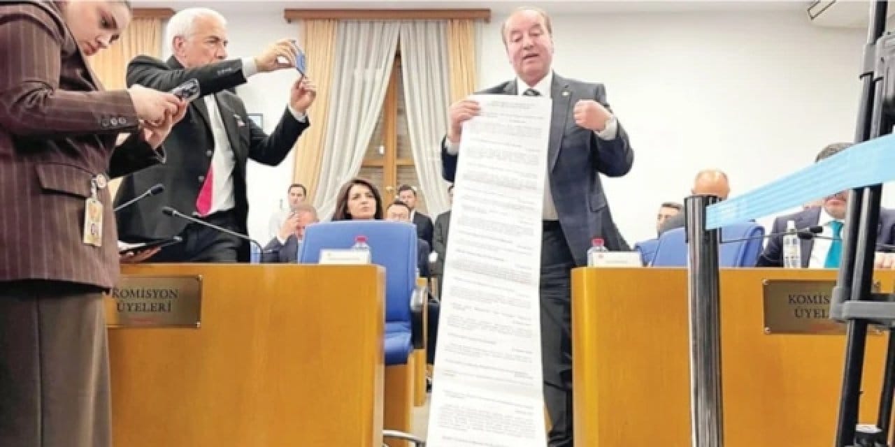 CHP’den ‘varlık barışı’ düzenlemesine karşı 20 metrelik çete lideri listesi: Hepsi Türkiye’de yakalanmıştı