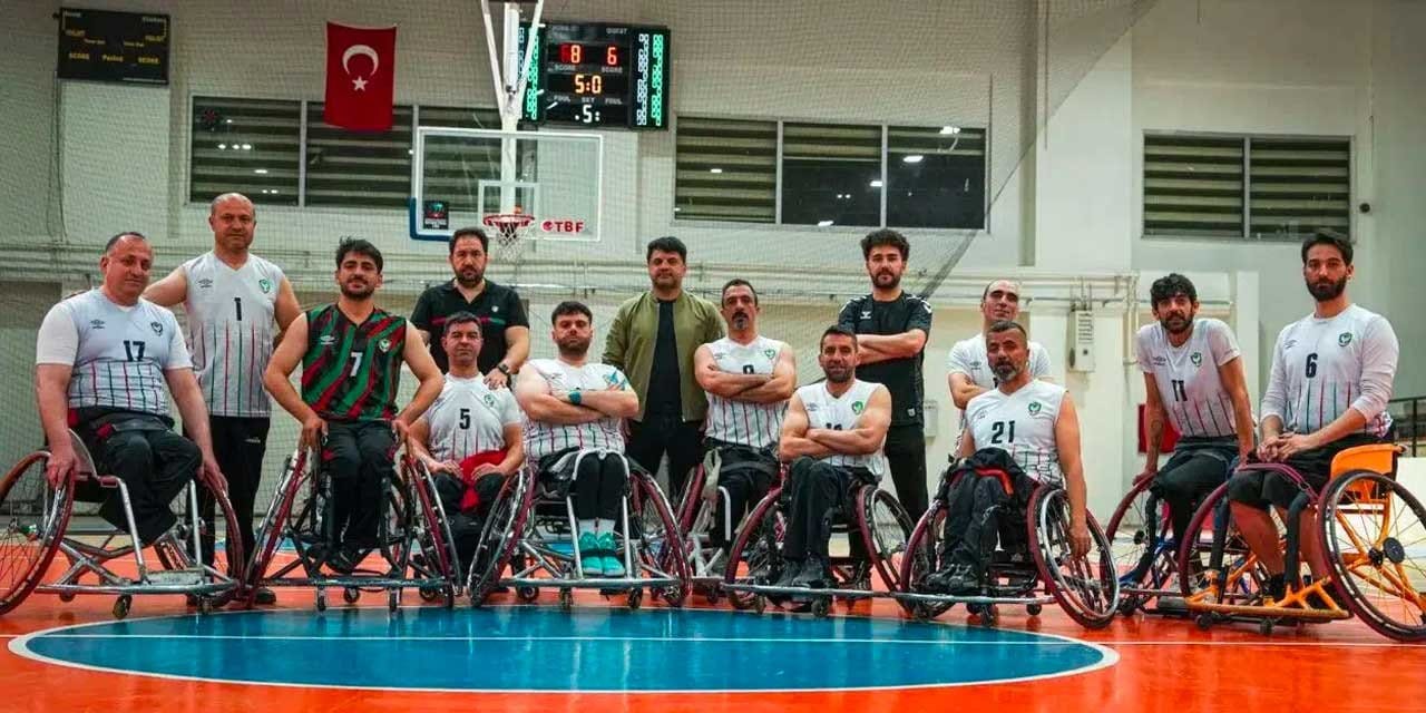 Amedspor Süper Lig'e yükseldi