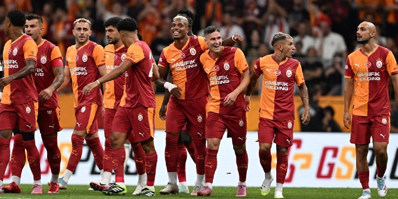Galatasaray yönetimi şampiyonluk maçı öncesi takıma müjdeyi verdi