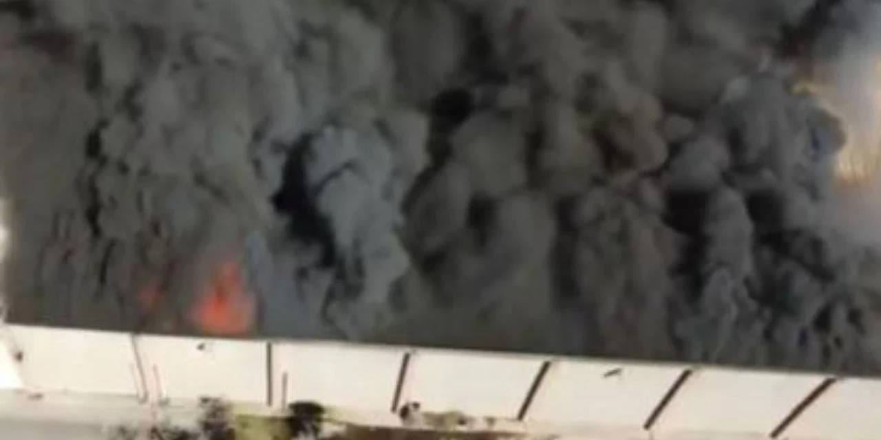 Alışveriş merkezinde alevler saniyeler içinde yayıldı: 5 ölü, onlarca yaralı