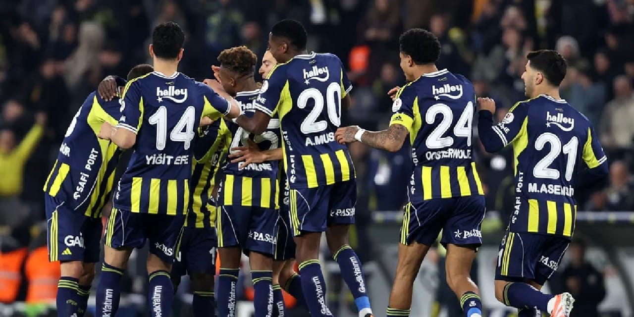 Fenerbahçe'de sahalara döndüğü gibi kadroya alınmadı