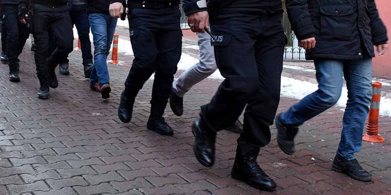 Samsun'da uyuşturucu operasyonu! 8 kişi gözaltında