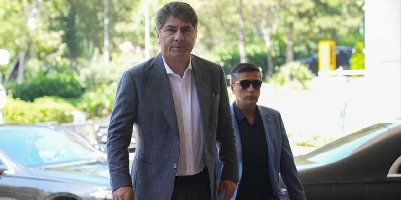Fenerbahçe'de Hakan Safi ilk bombasını patlattı: El sıkıştı poz verdi