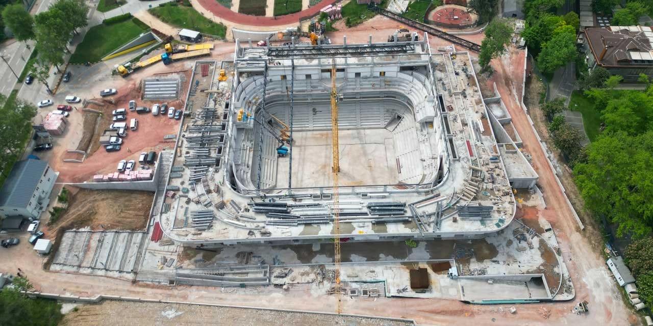 2020'de yıkmışlardı: Atatürk Spor Salonu devasa bir şekilde yükseliyor