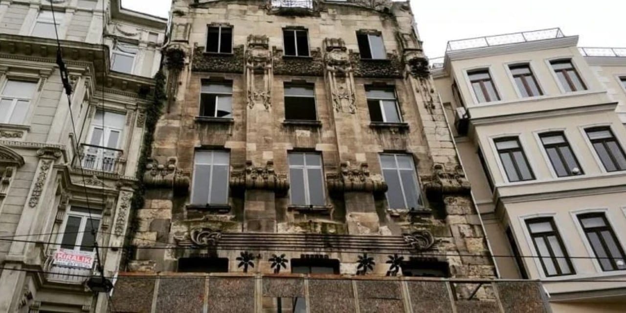 Abdülhamid’in özel terzisi için yapılan apartman satışa çıktı! İstanbul'un en gözde yerinde