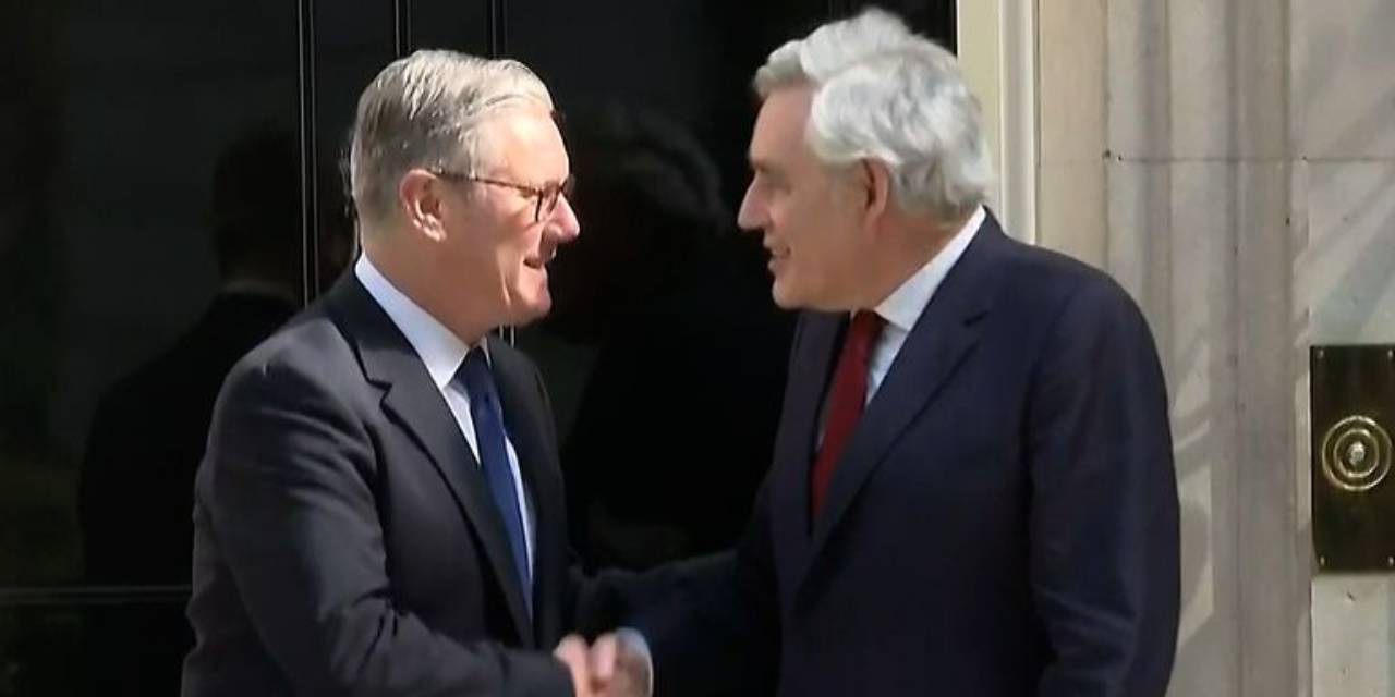 Starmer’dan sürpriz hamle! Eski Başbakan Gordon Brown yeniden sahnede