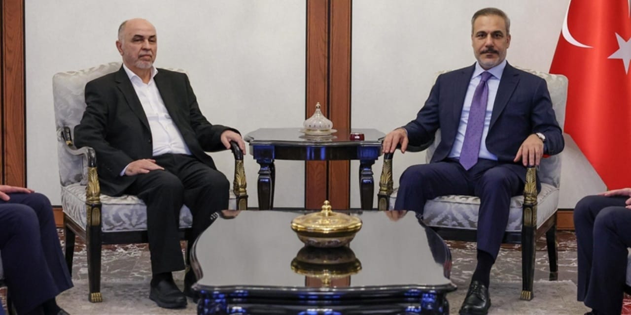 Hakan Fidan Hamas Şura Meclisi Başkanıyla bir araya geldi
