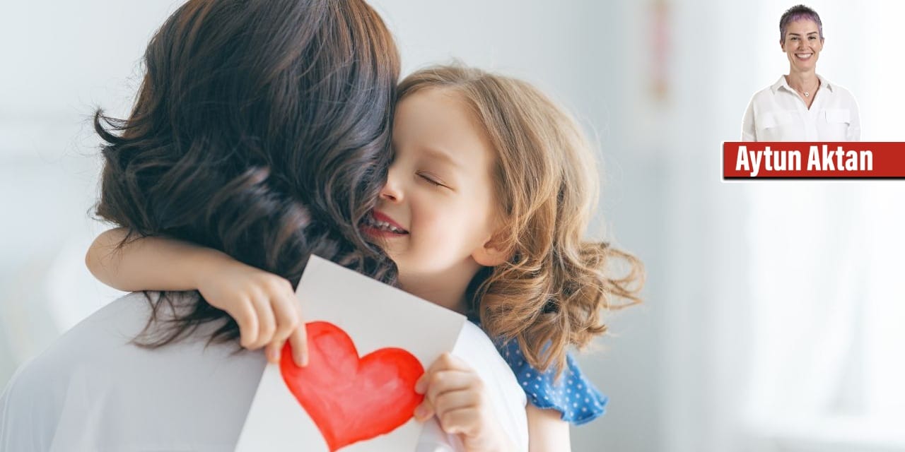 'Kimler anne' parmak kaldırsın: Otorite yoklama alıyor