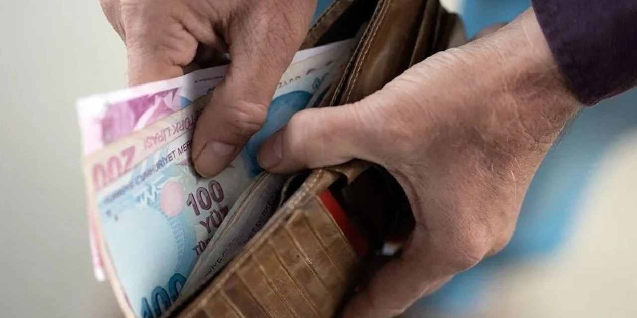SGK uzmanı emeklinin alması gereken zammı açıkladı