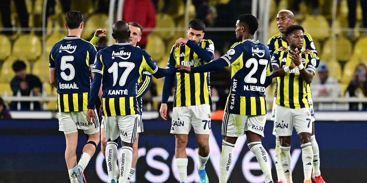 Fenerbahçe son maçta ücretsiz bilet dağıtacak: Şartlar belli oldu