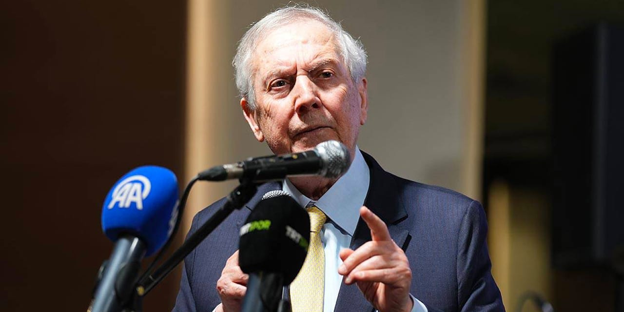 Aziz Yıldırım'dan teknik direktör açıklaması: Ters köşe yapacak