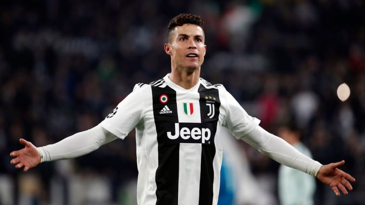 Instagram futbolun önüne geçti: Ronaldo'nun kazancı dudak uçuklattı