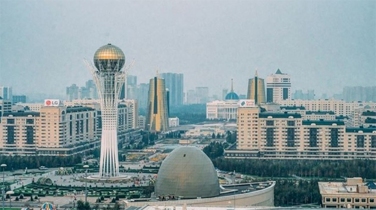 Kazakistan'da, ateistlere hakaret edene ceza verilecek