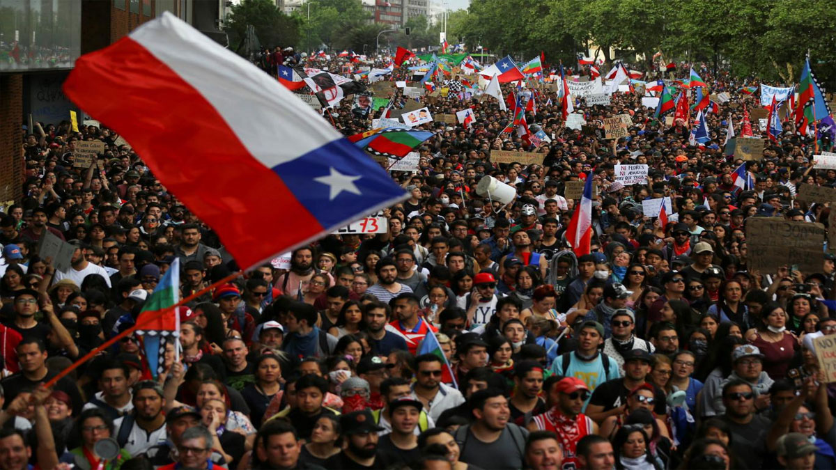 Şili'de şirketlere vergi kesintisi planı askıya alındı