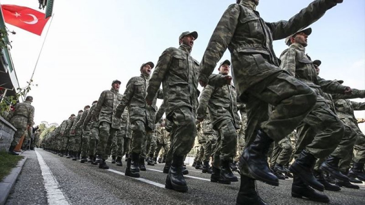 CHP'den Er ve Erbaşlara "Sigortalı Askerlik" teklifi