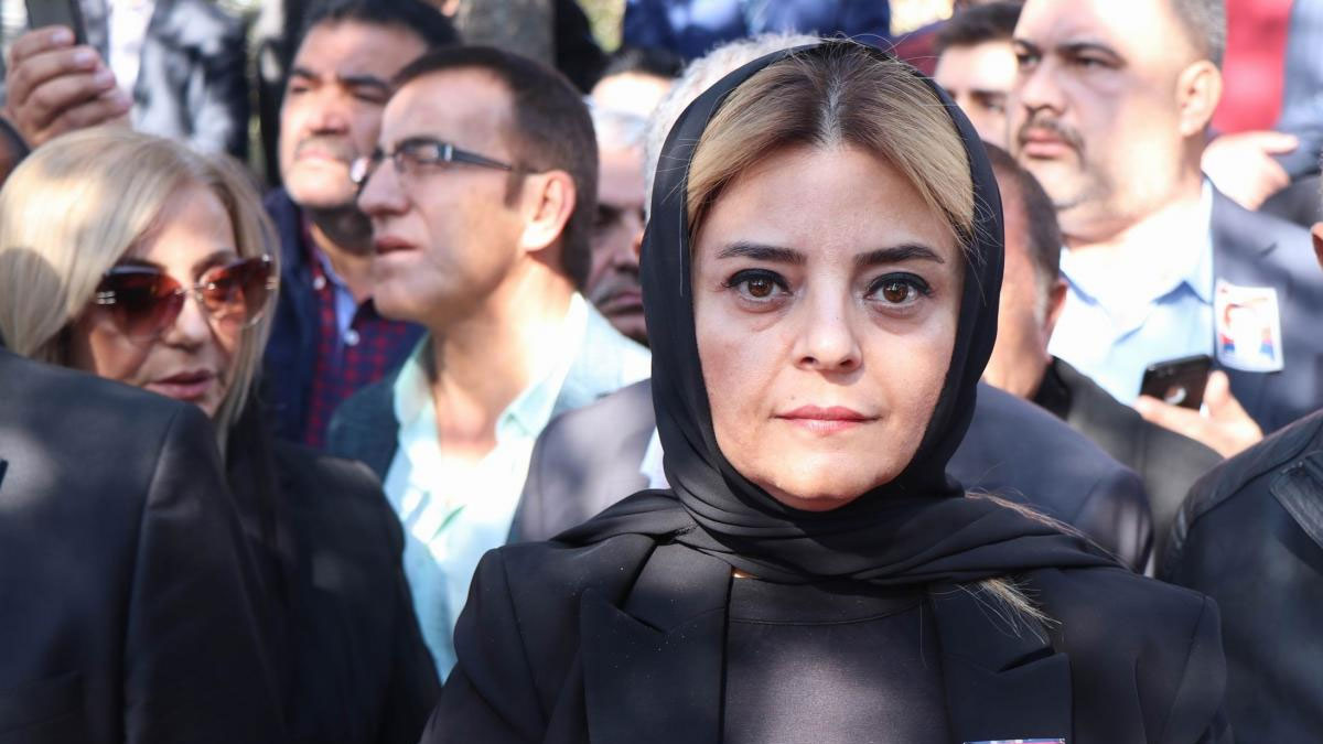 7 TİP'li gencin ölümüne sebep olan Çatlı'nın kızı: Babam için iade-i itibar istiyorum