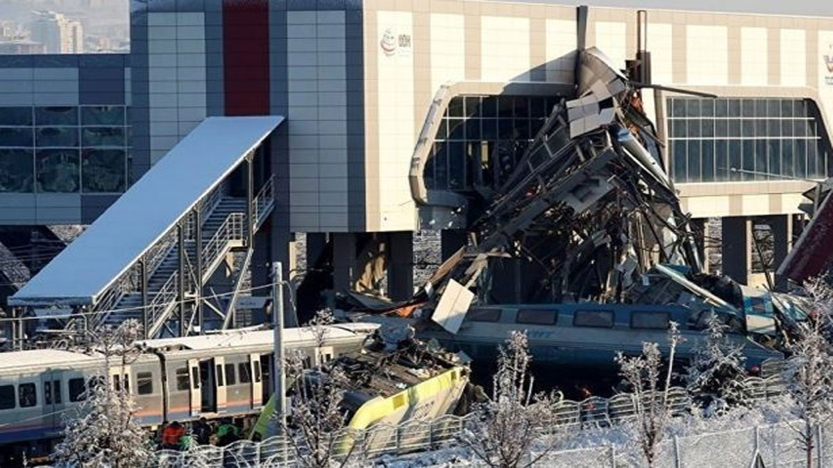 Ankara'da 9 kişinin öldüğü tren kazasının şüphelilerine terfi