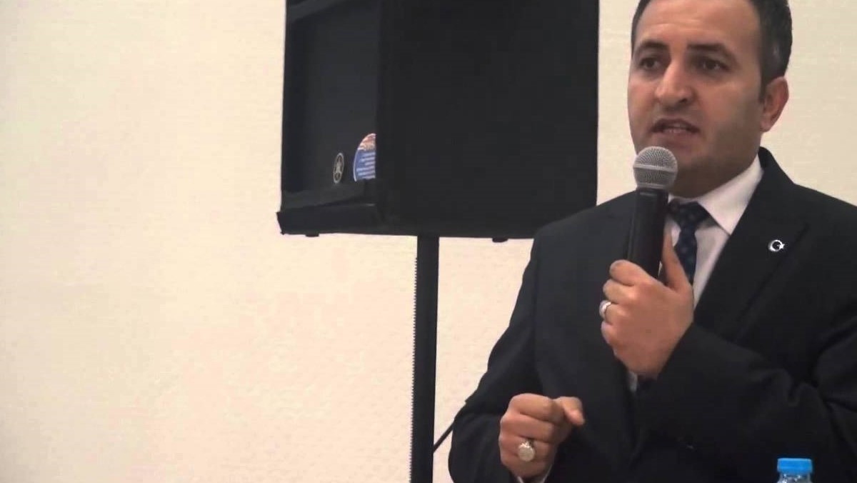 Milli Eğitim Şube Müdürü, 10 Kasım paylaşımlarını hedef aldı