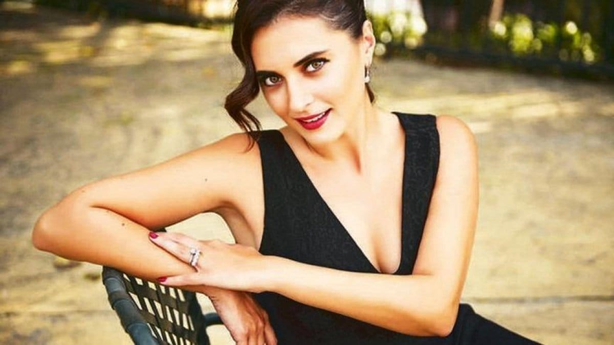 Ünlü oyuncu kendisine atılan taciz mesajlarını ifşa etti