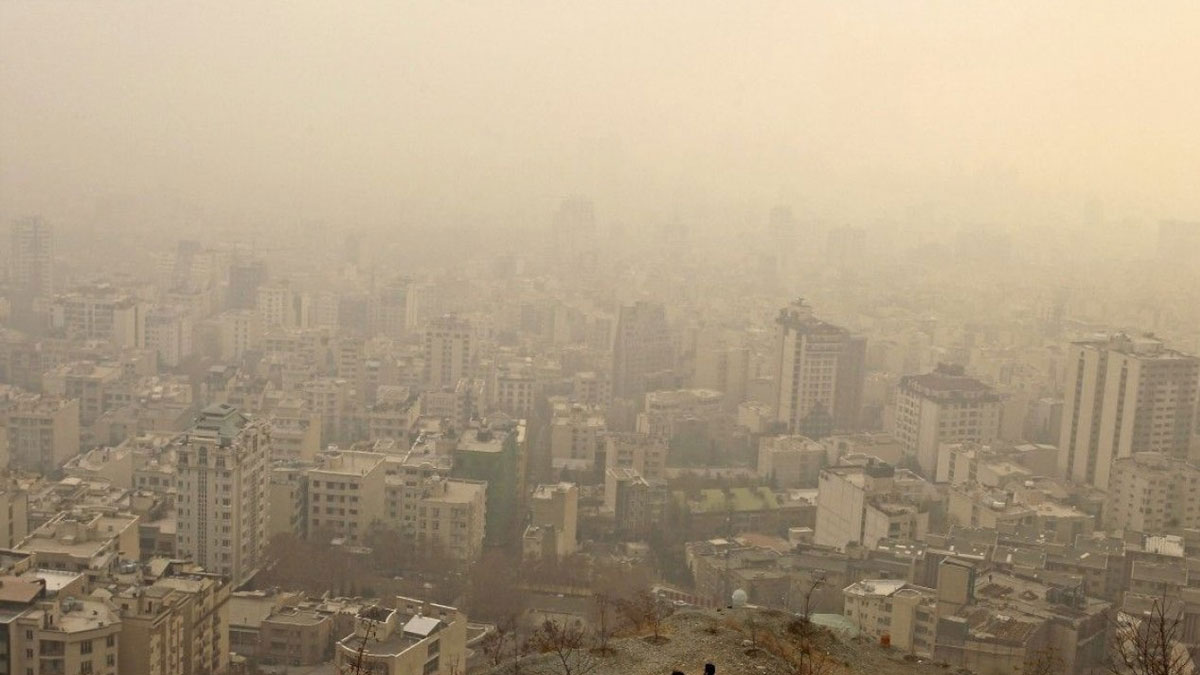 Tahran'da hava kirliliği nedeniyle eğitime ara verildi