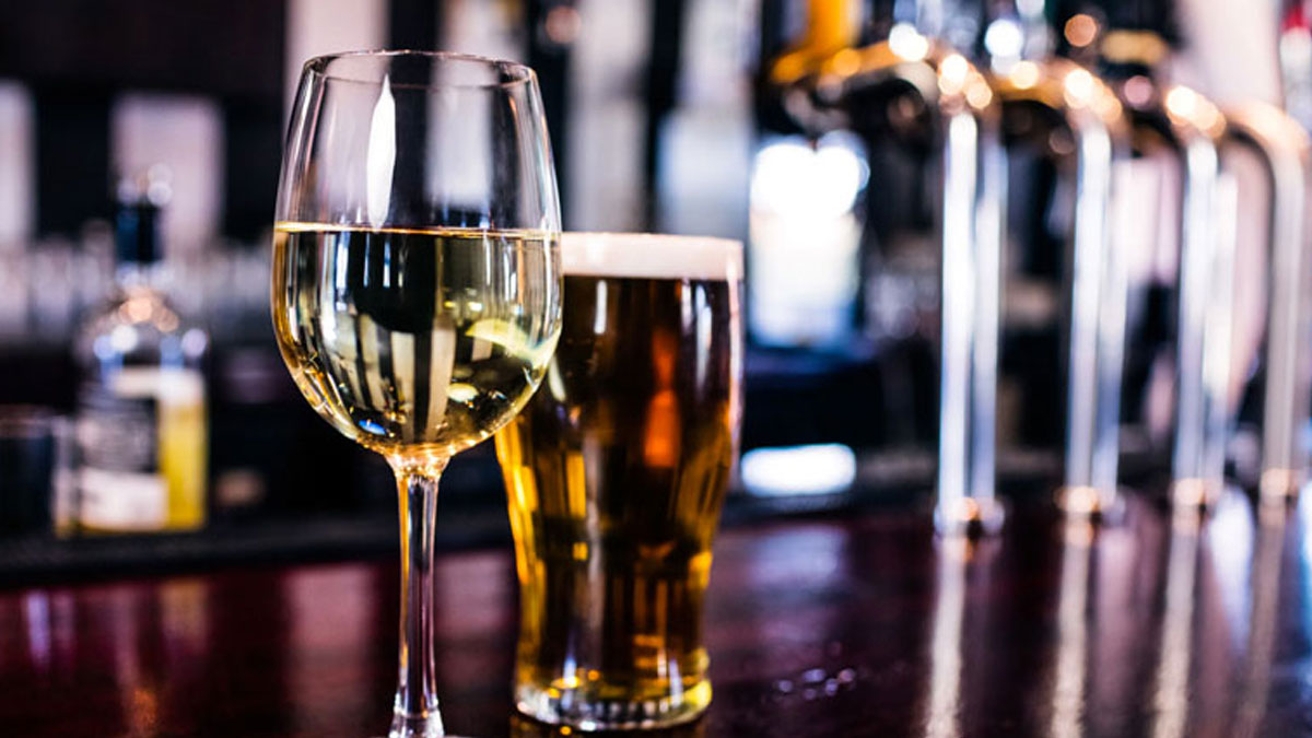 Ünlü Fransız içki üreticisi çalışanları tarafından dava edildi: Hasta olduk