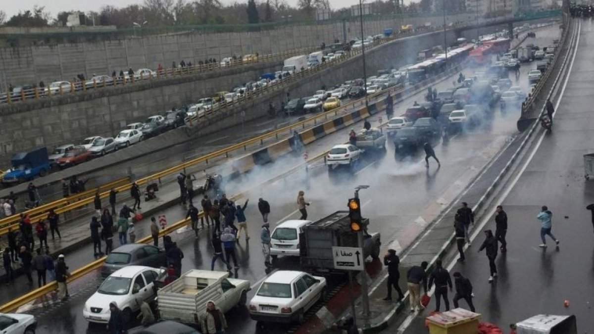 Af Örgütü: İran'daki protestolarda 106 kişi yaşamını yitirdi