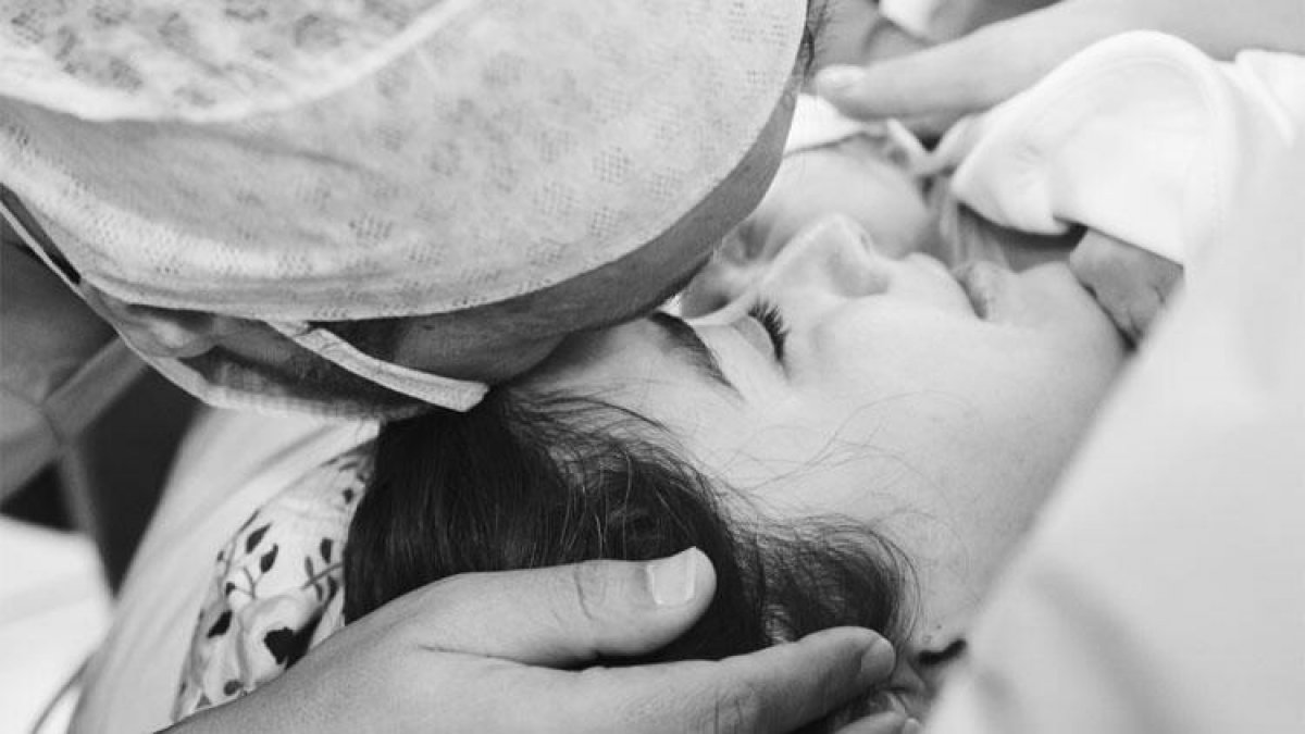 Ünlü çiftin bebekleri "Fikret Ali" dünyaya geldi