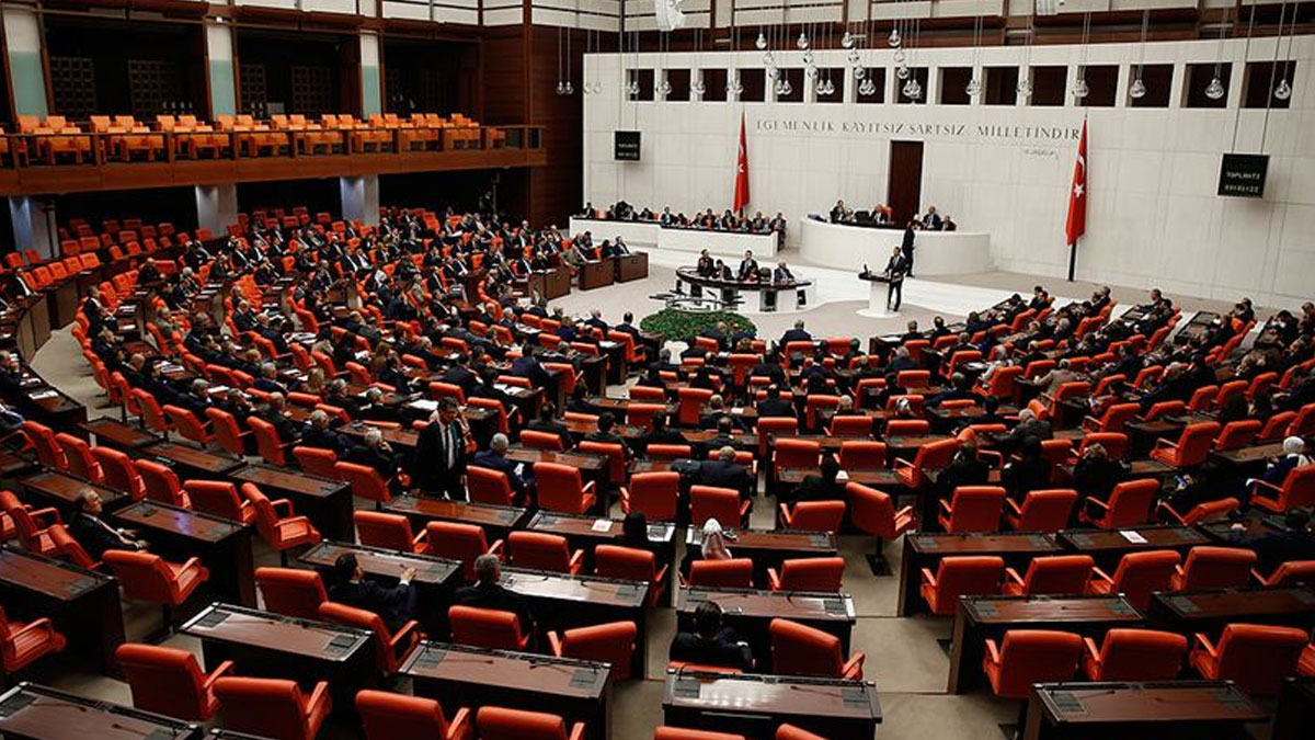Meclis'te gerginlik: AKP'li ve HDP'li vekiller arasında 'yalancı' tartışması
